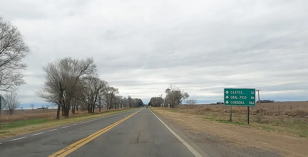 341835_ruta-nacional-n--35---sentido-ascendente-en-cercan--as-a-empalme-ruta-provincial-10--camino-a-m.-mayer-c.baron-