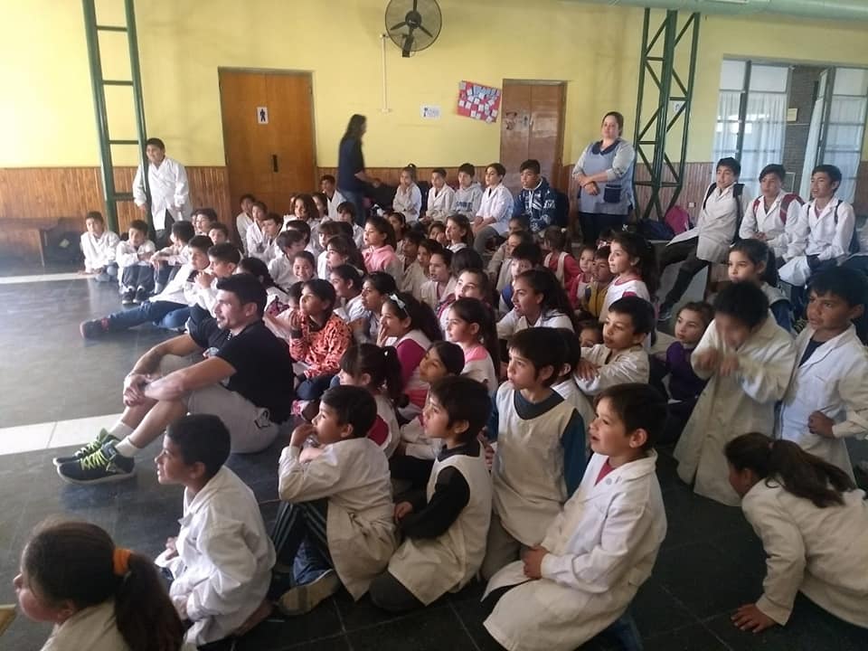ortega en escuela 4