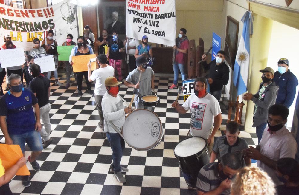 manifestacion-vecinos-el-salitralminicipalidad-4