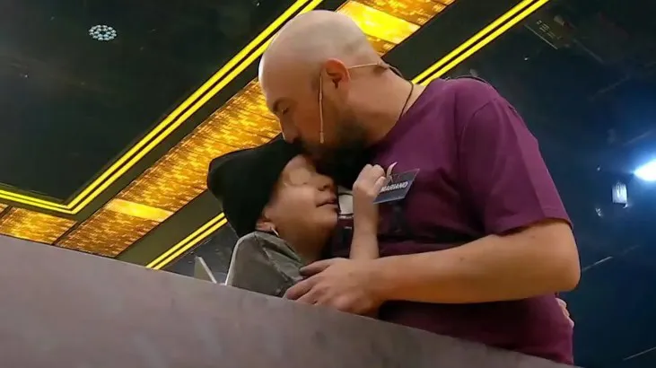 Los 8 escalones nena cancer 1