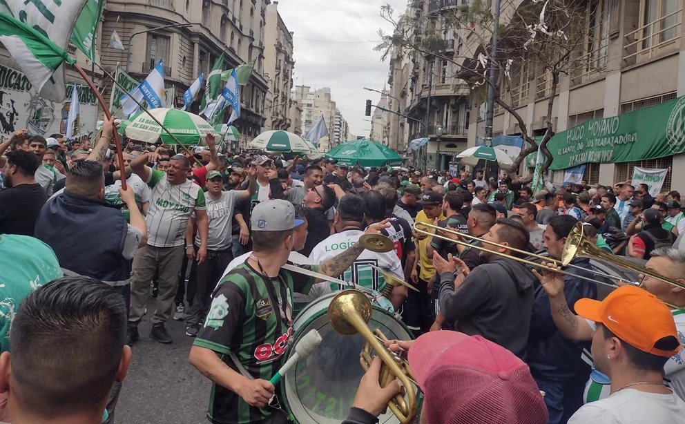 YQRGTKTY5NHGBF33WN32UM52FY