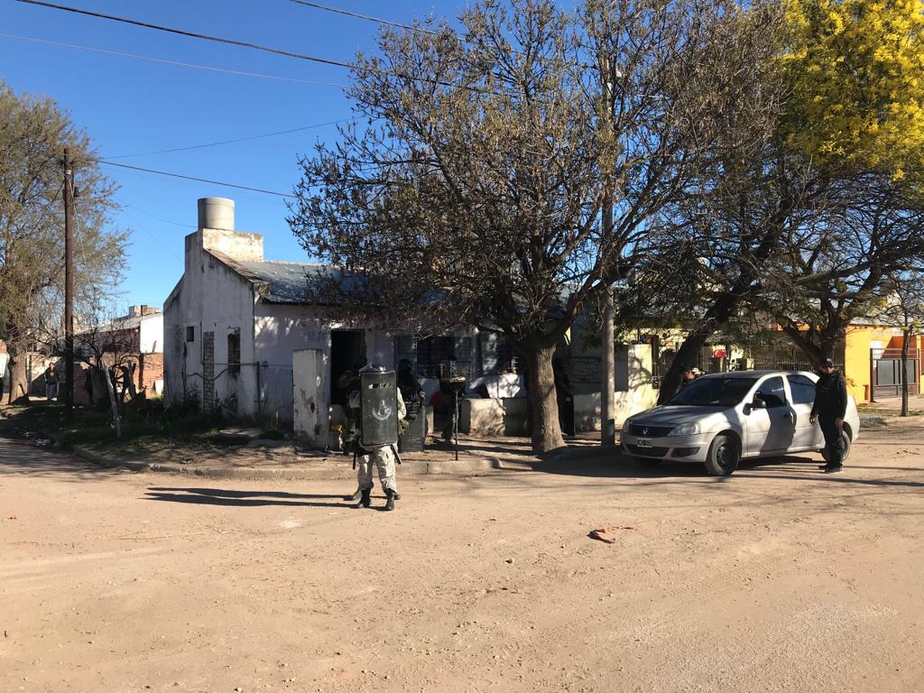 8ef405e4-b2ca-4916-83f8-9e12bb1a6f5c