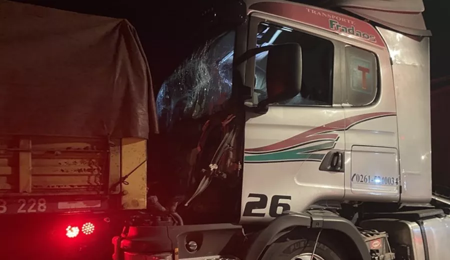 CE3005DF-C5A4-4828-9BAA-C1BC8C27BF82