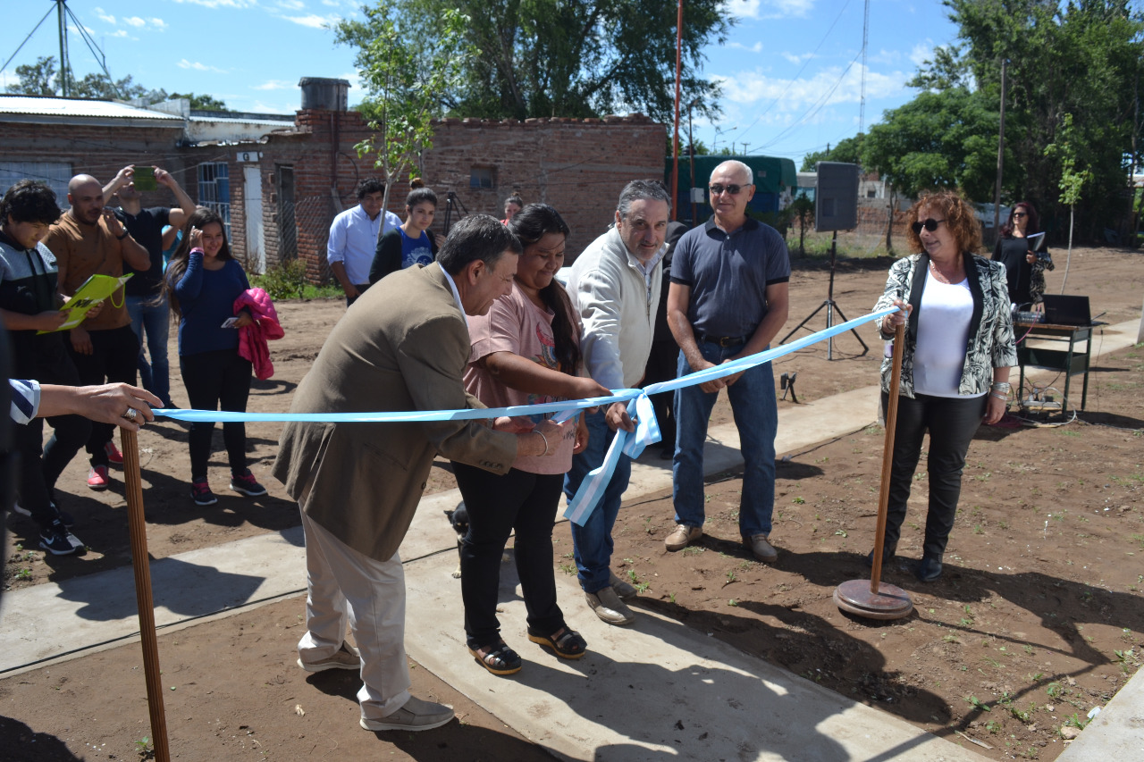 87a03e2a-df8d-4c00-a55c-d451940b4f4f