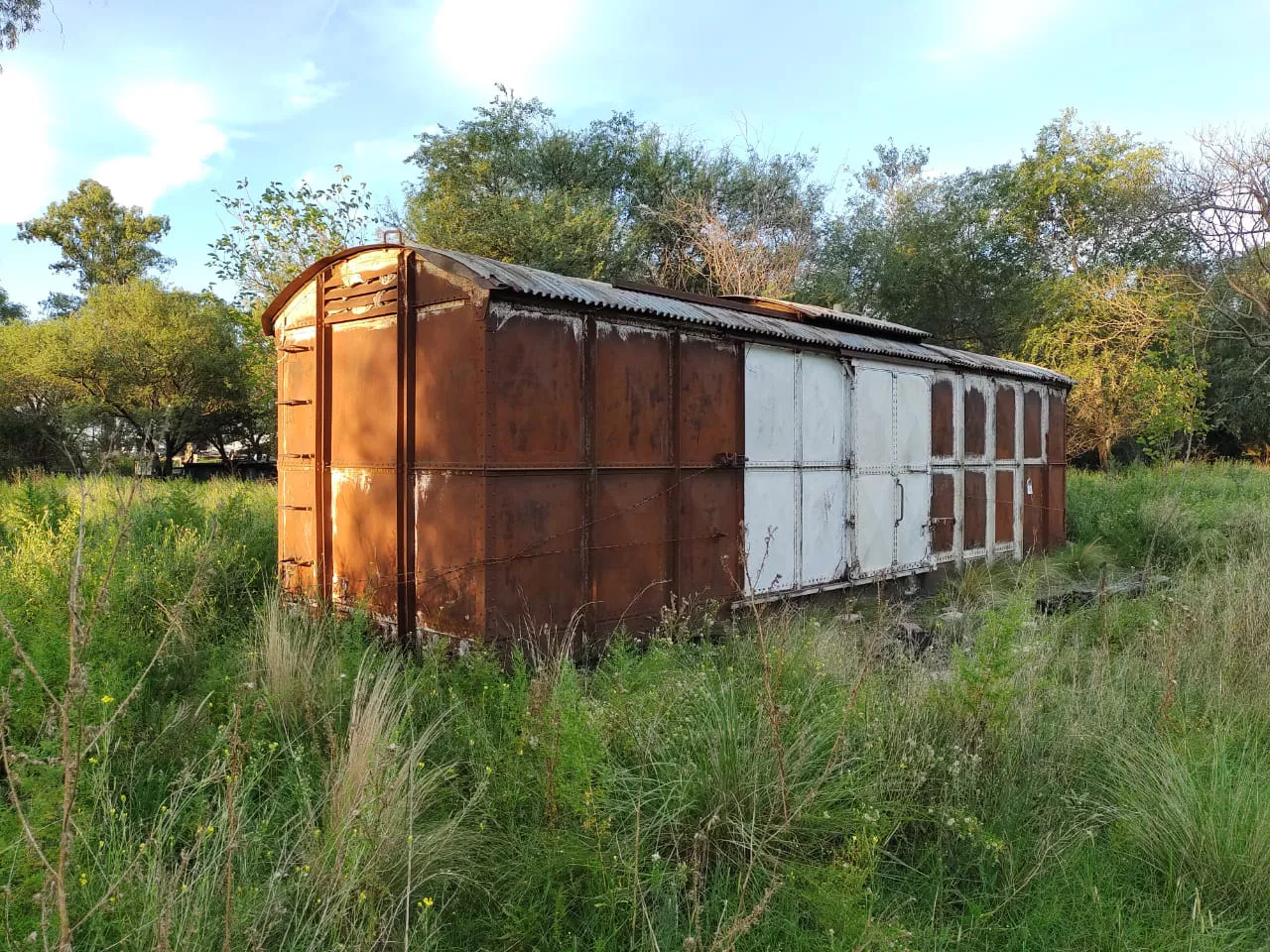 56a63a29-cf59-46ef-9b18-f686b133a2f6