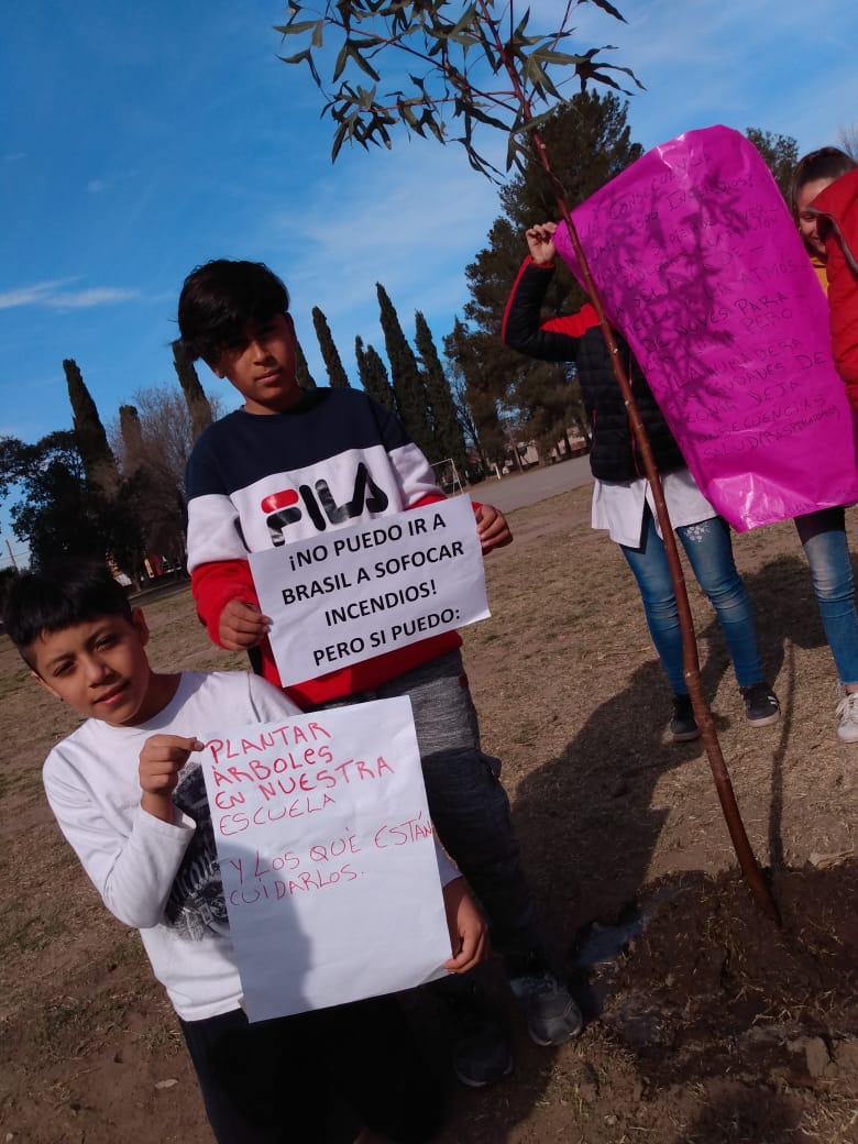 fc963ad3-7db8-4b81-bf20-b521185d600e