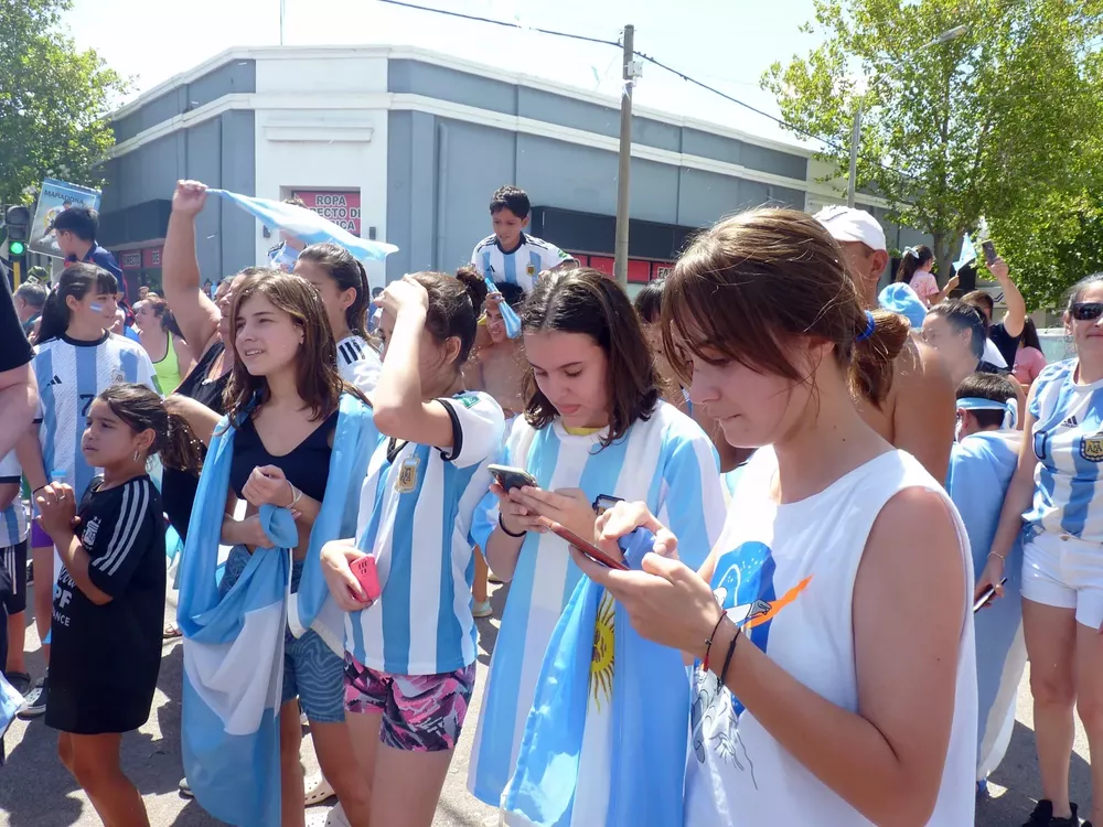 festejos argentina campeon mundial 11 (FILEminimizer)