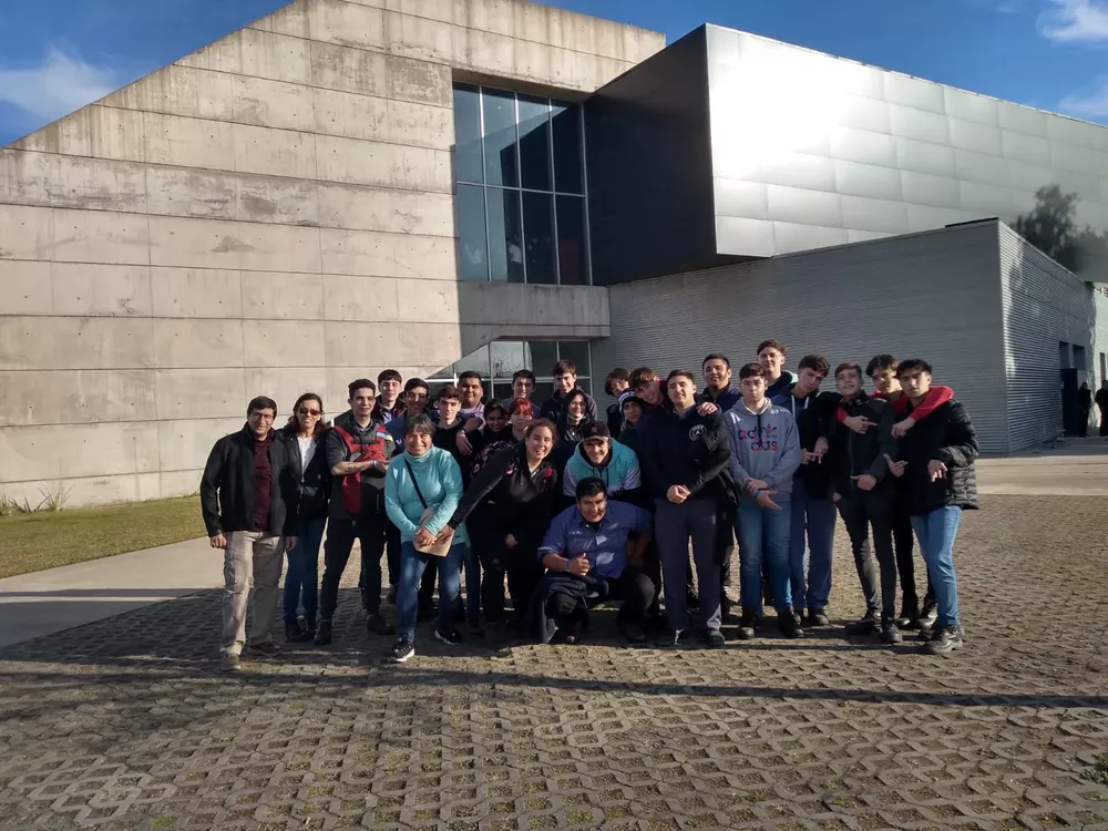 0c6276c6-0fbd-43dd-bc59-b8367ba48d4c