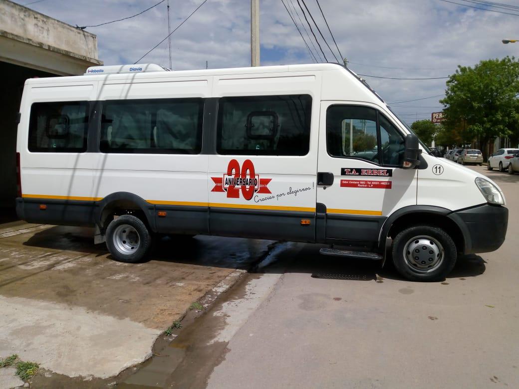 b8379d64-4845-4d5d-b139-8dd2116fa750