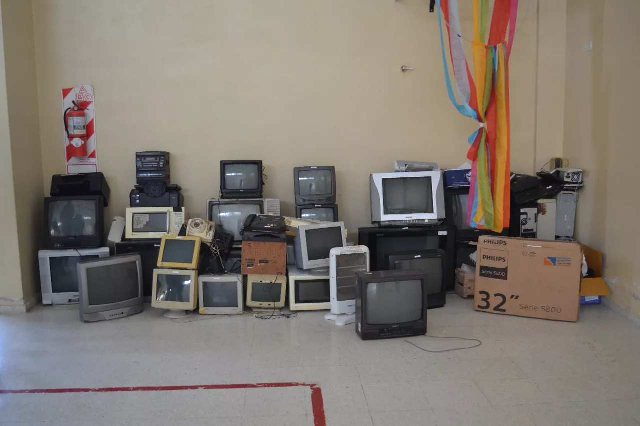 residuos electrónicos Embajador 1