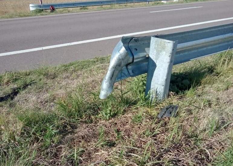 93398b63-98c1-4d97-97db-73946795d48e