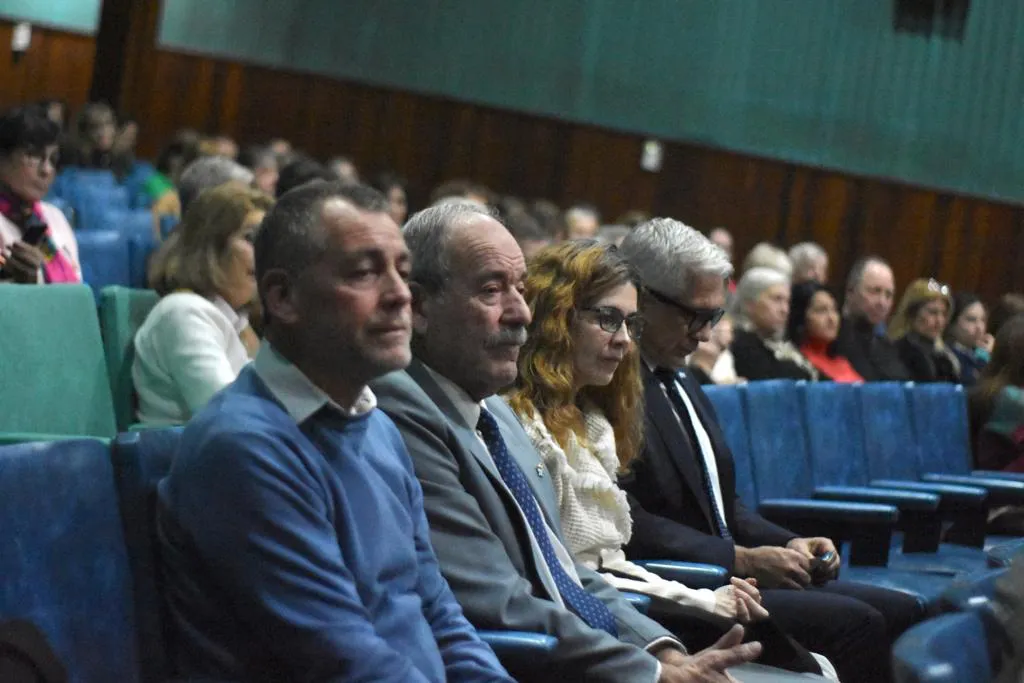 a8705575-55df-4d28-b05d-5d412f9f6306