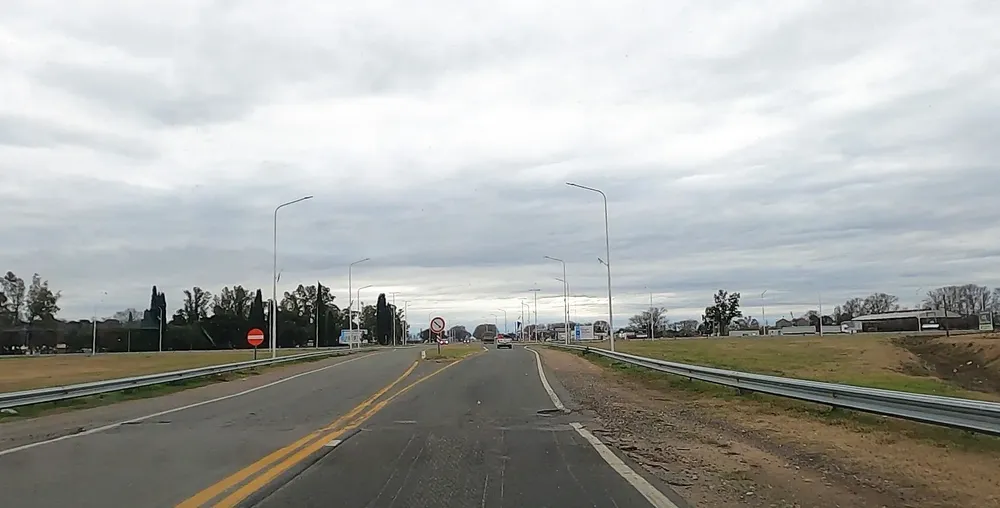 358931_rn-35-sentido-ascendente---acceso-a-winifreda-1