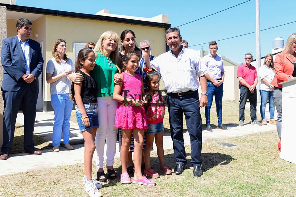 49210880_1908568005938690_61653654238658560_n