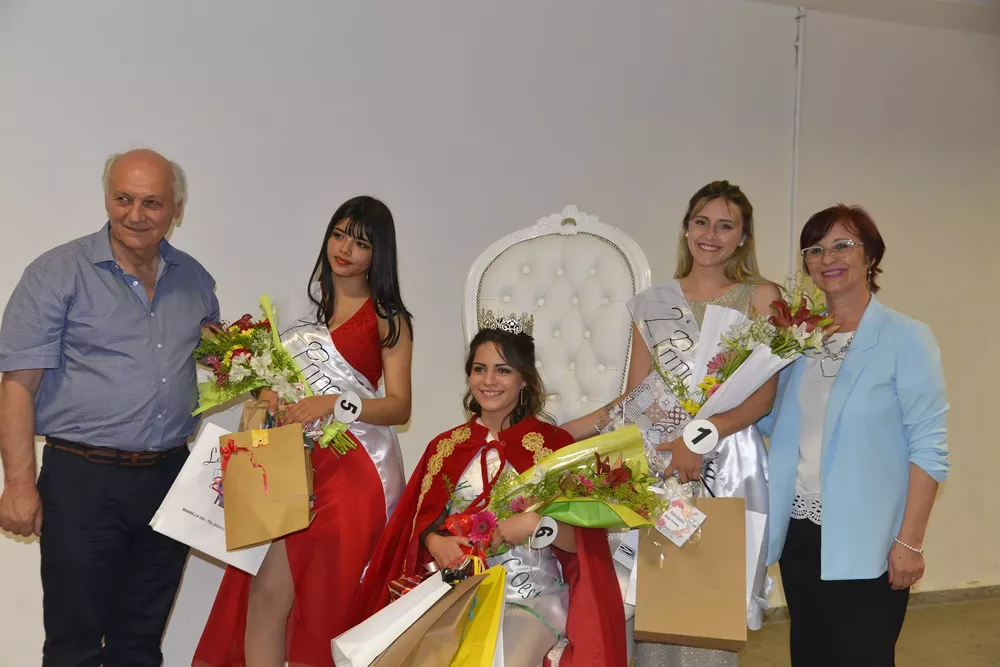 Fiesta de la Rosa reinas 1jpg