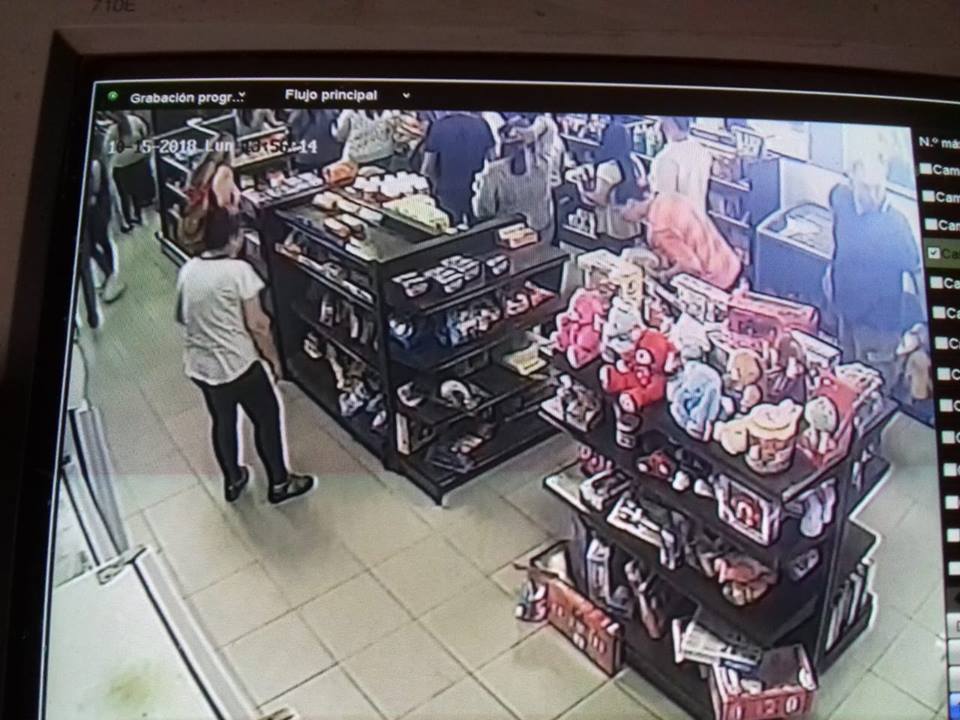 44379860_10161457477105393_7309299503247392768_n