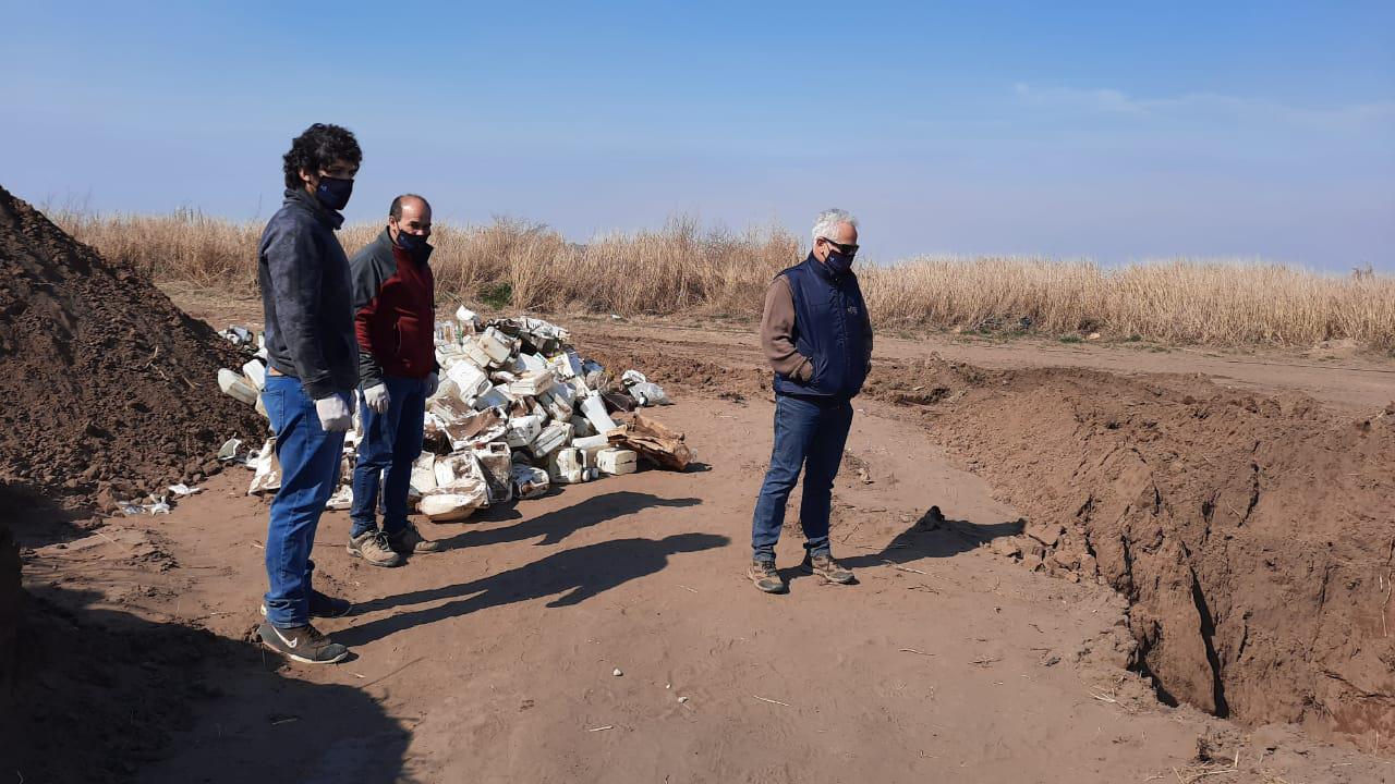 AGROQUIMICOS ENTERRADOS 2