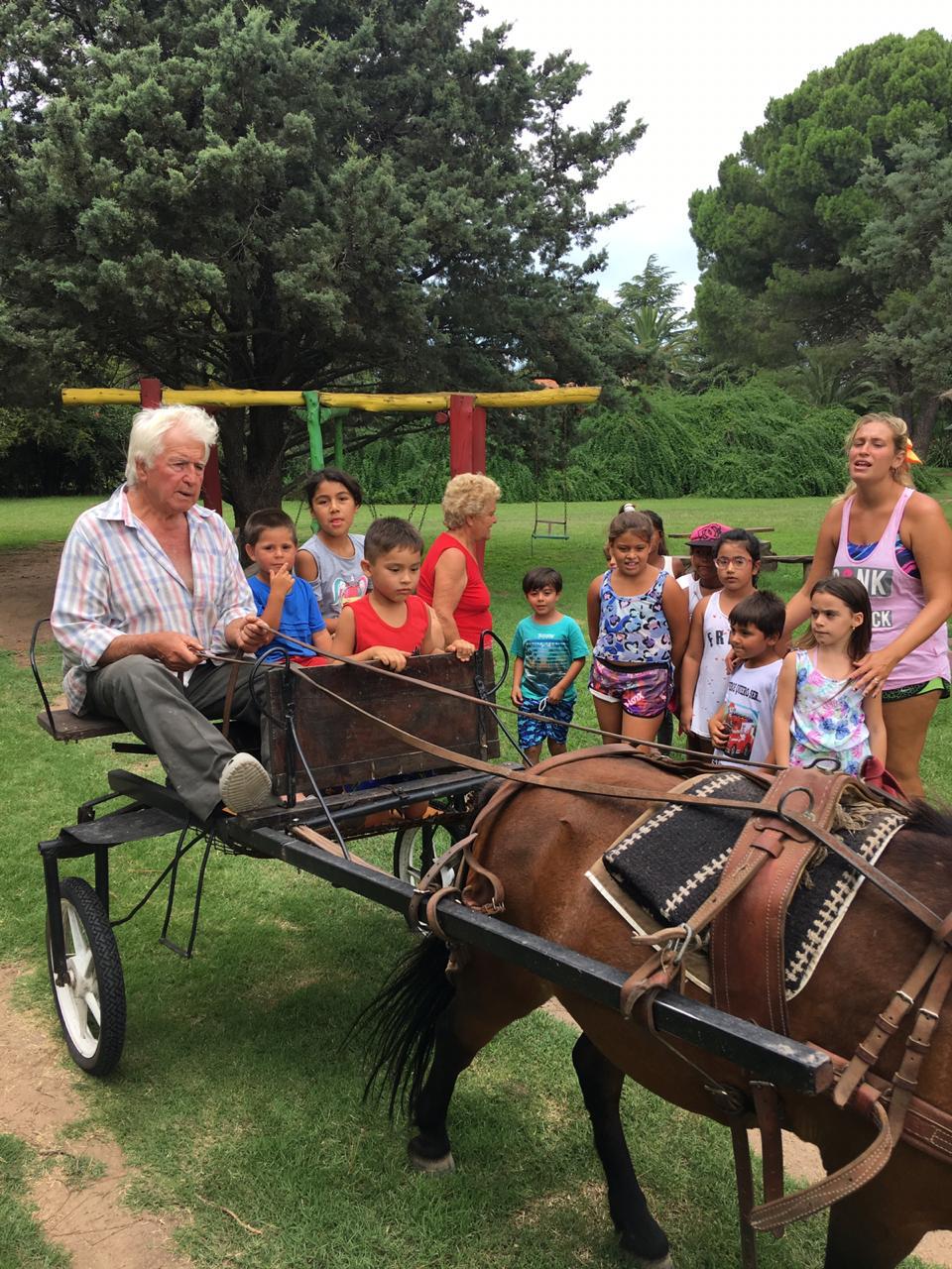 f7f0152a-5f4d-489c-9811-81c923bea353