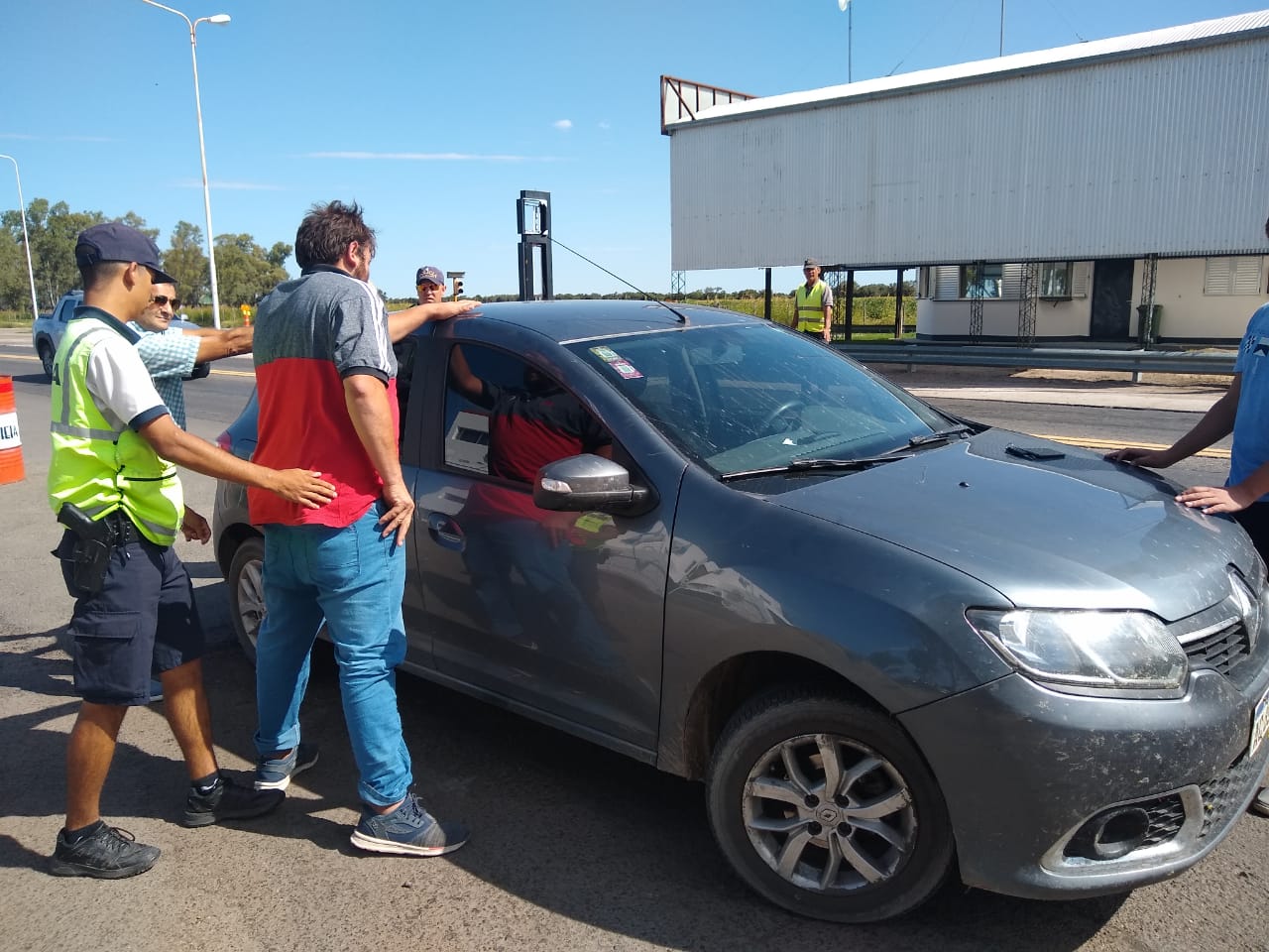 e07ce237-a1a1-44ef-af9f-7a7873b1724f