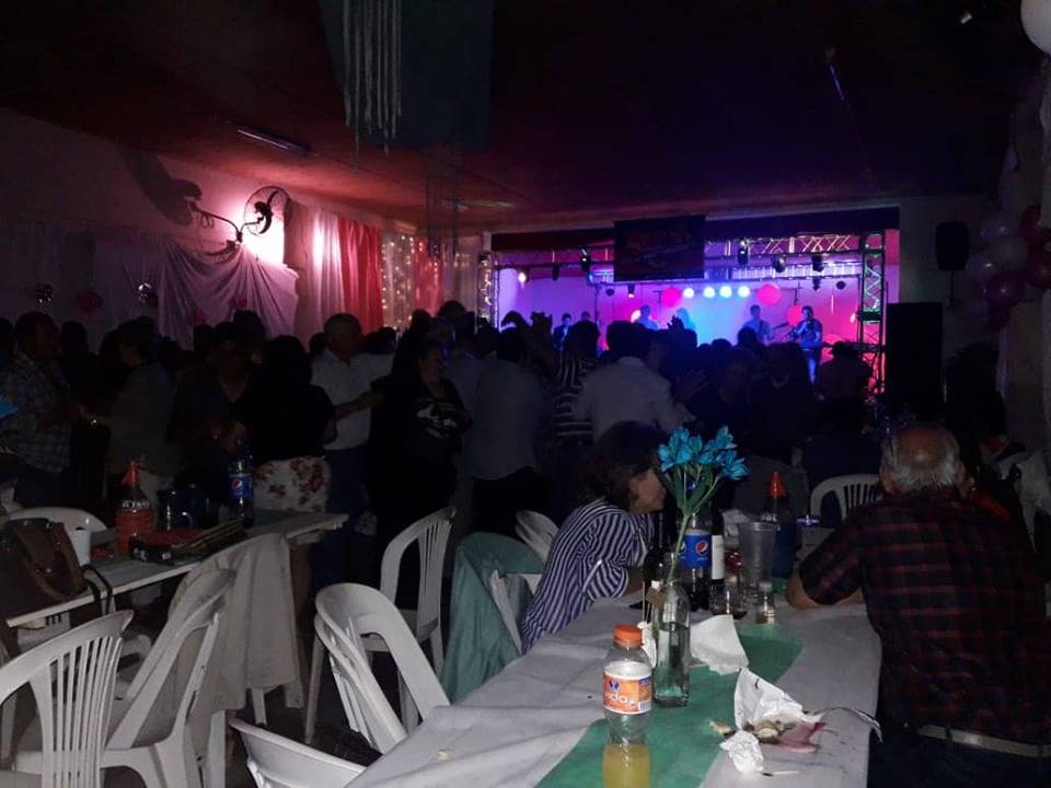 43537989_2372233386337521_8387889202863276032_n