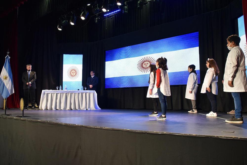 392251_promesa-a-la-bandera--7-