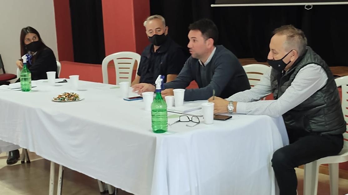 60b99d28-4546-4961-b499-668f55109b8d