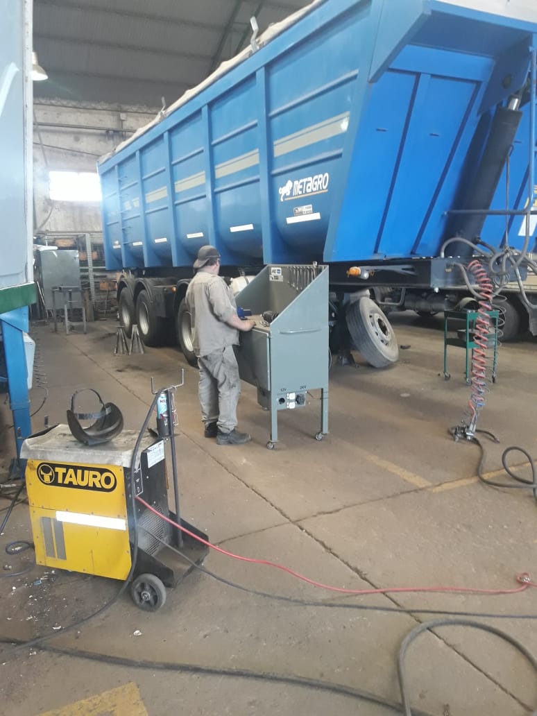 5b34bf0b-2078-483e-9b53-bc5616ebaae0