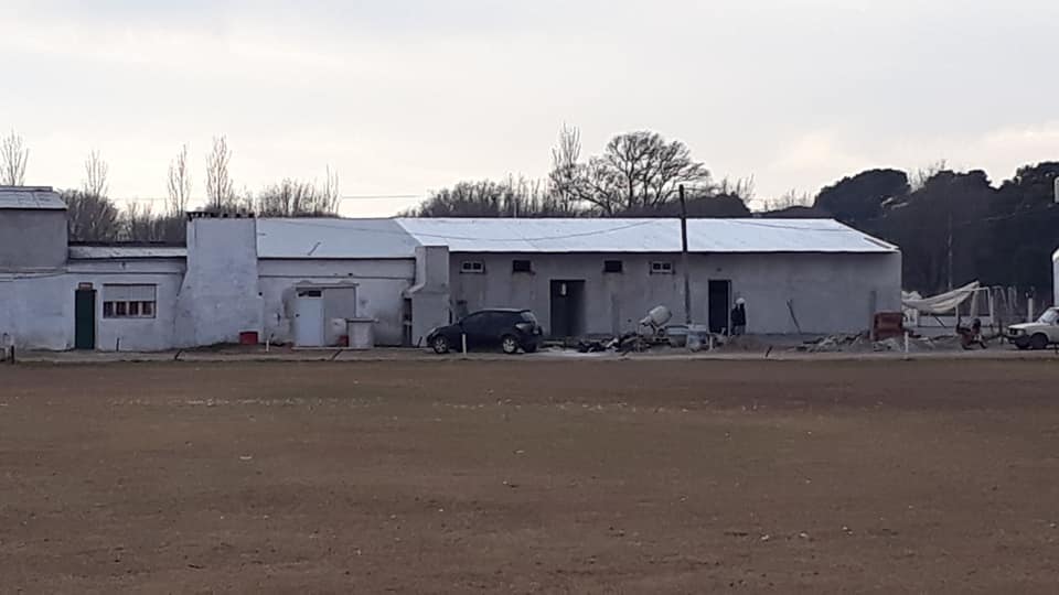 Obra vestuarios avance 1