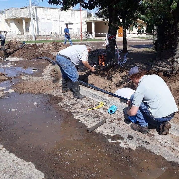 41836336_1902735226476634_8258364662937026560_n