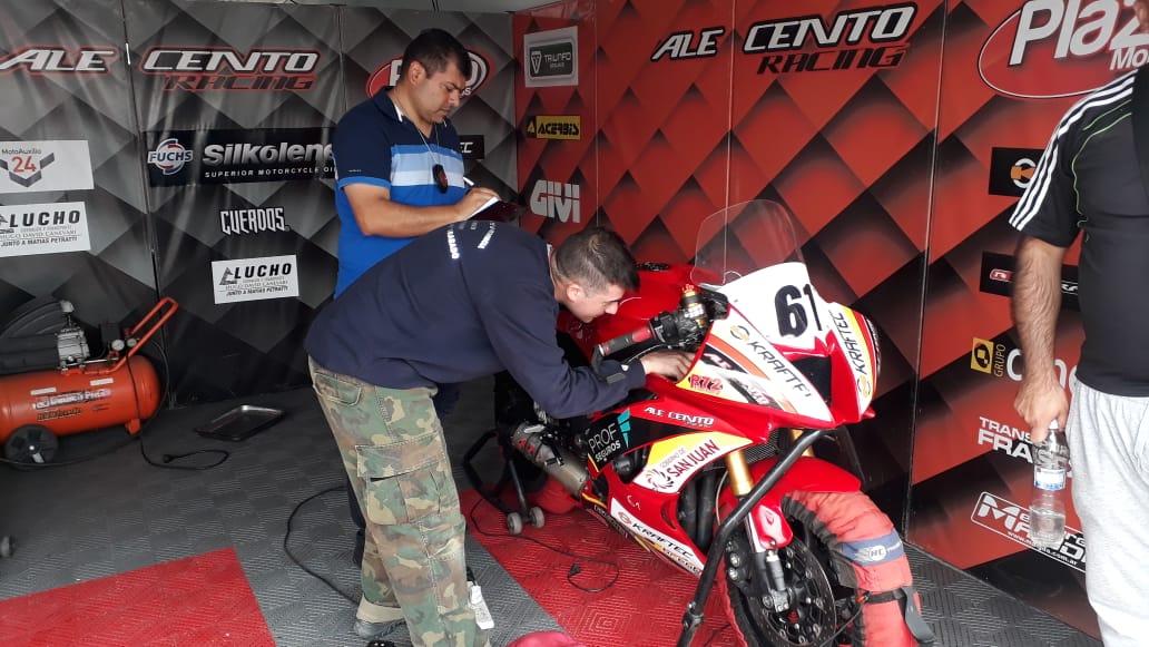 a5526fe1-ee00-46e4-9235-f899cce5407e