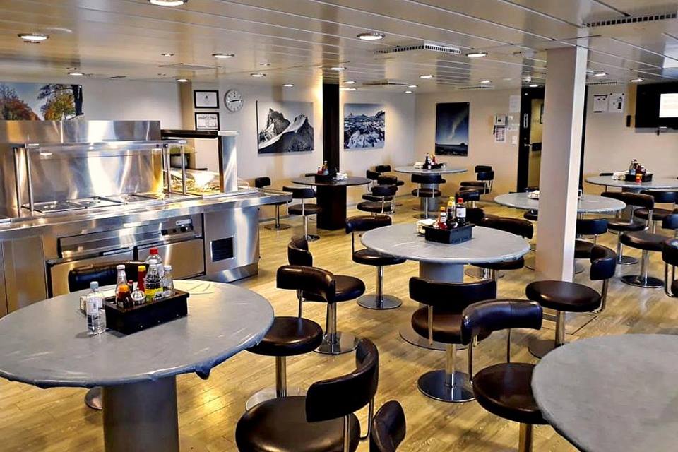 46405292_10215386144760179_9222344152396595200_n