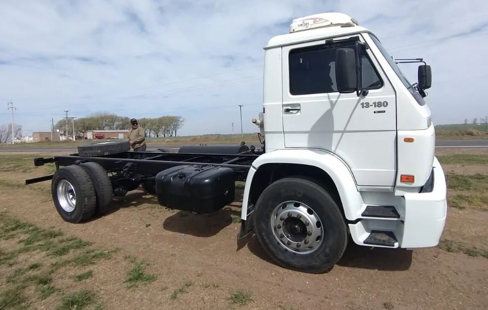 a433d869-e6b8-44a5-aa8a-d2b6a638c681 (1)