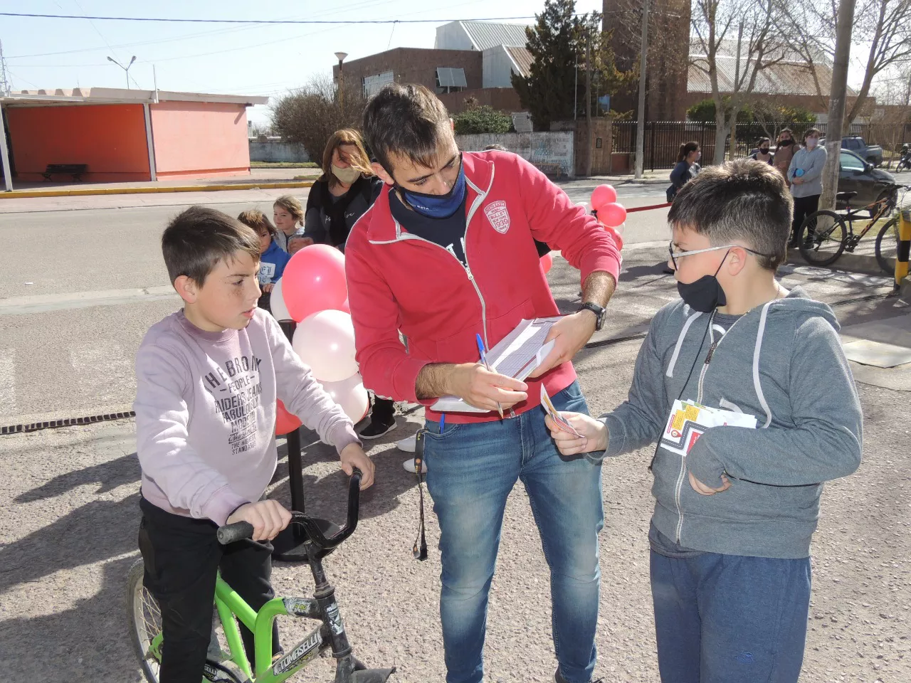 17d91b8c-b725-46b8-a2d1-f4963262c448