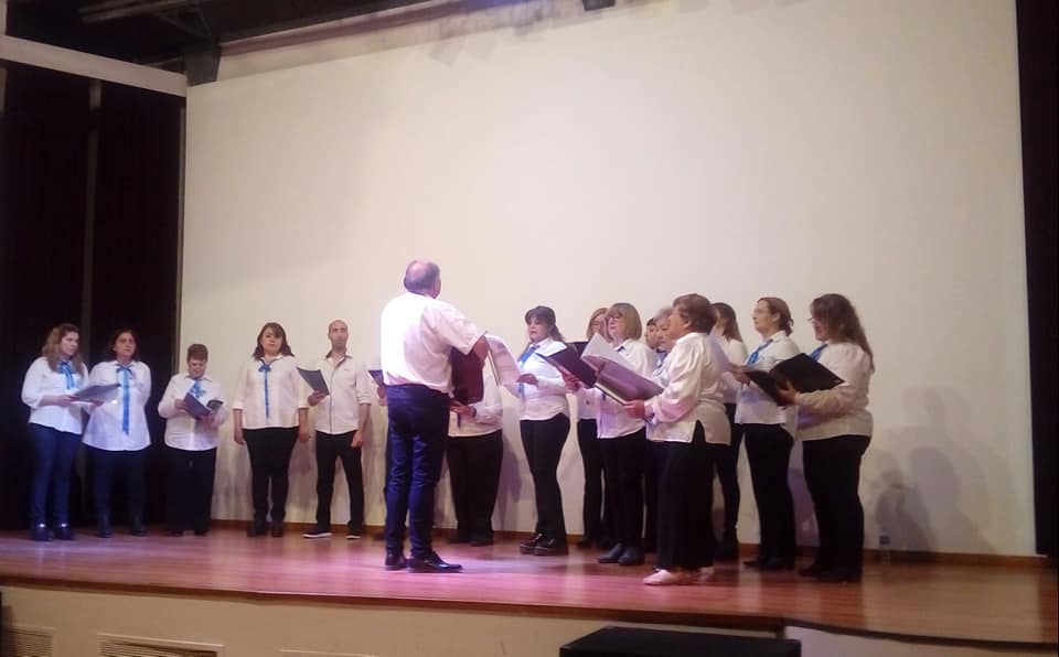 Coro Voz en Vos Director Yiyo Ferrando 1