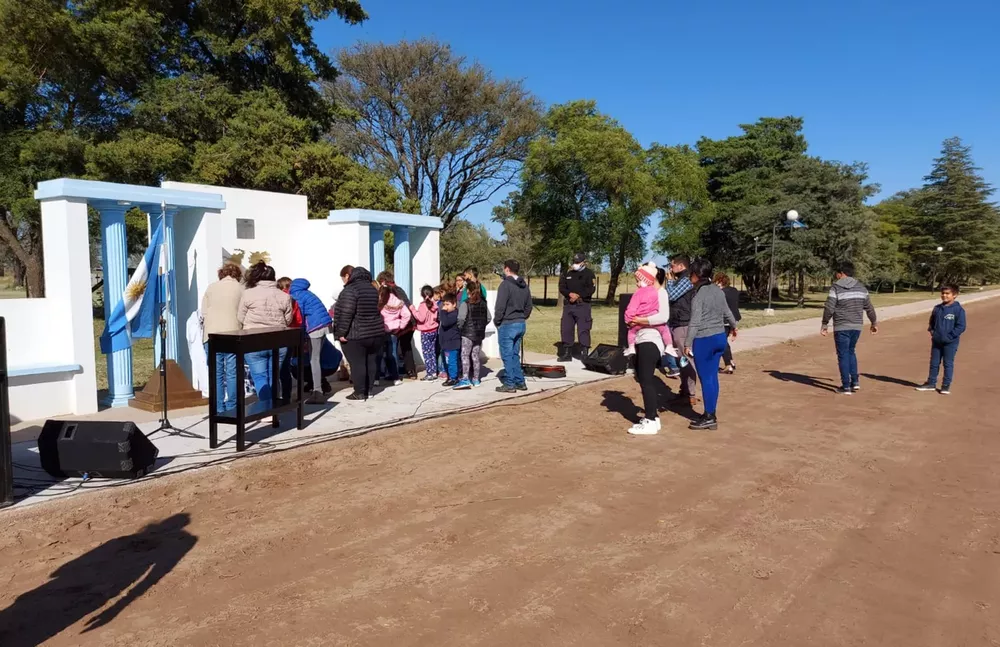 c39c3955-e6ab-4fa7-a7c1-4b67d1918eda