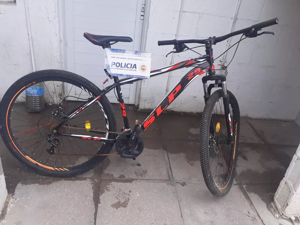 7a4e9ea9-7047-4706-9845-ce27e1c5c3b8