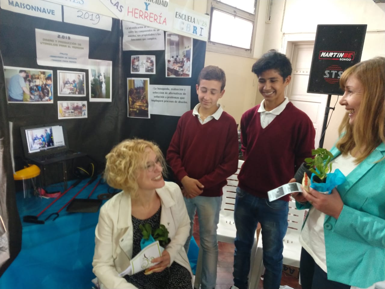 a9db05cf-9888-42b7-81e2-cb32c473cbce