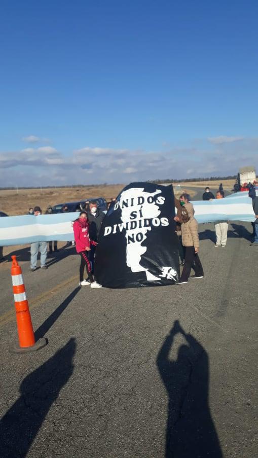 CONFLICTO SAN LUIS CORDOBA CAMIÓN DE TIERRA 5