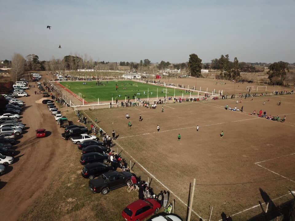 39032398_1988065824571073_3214790644622950400_n