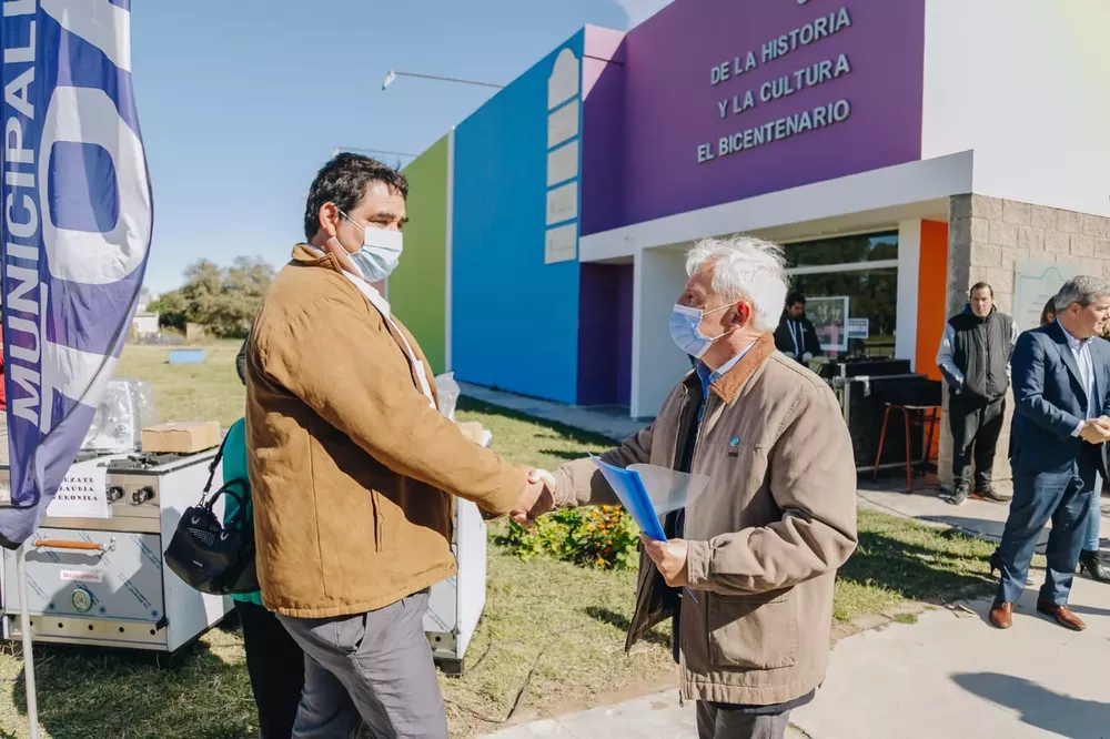 BANCO DE MAQUINARIAS 4