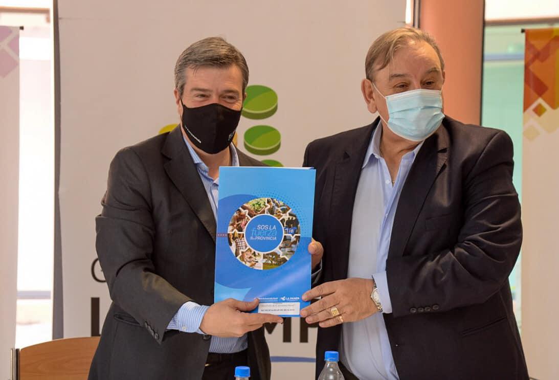 121641260_3756976214334881_3237515864363787777_o