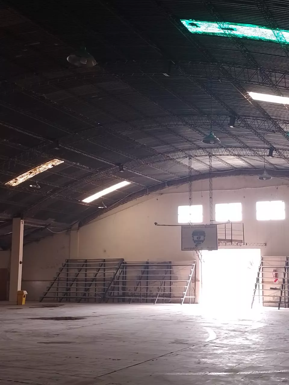 Poli adentro Realicó