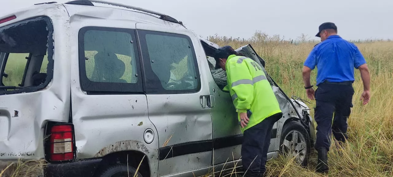 ccd636ec-d2c5-4964-8c7f-7b471e64a5ab