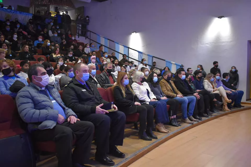 284076789_383173533856924_1527317475456764918_n