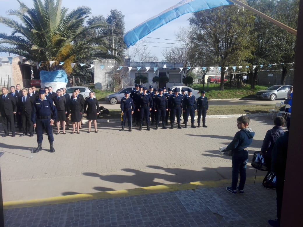 64904934_621162408388911_7435549731905863680_n