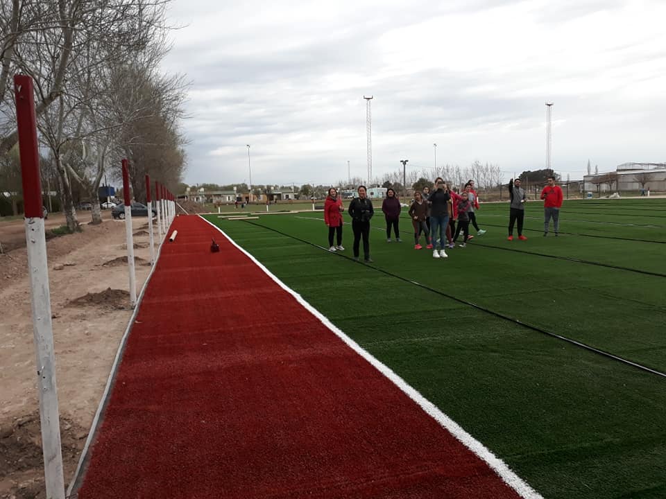 41991477_2097194066958921_2660353720109236224_n