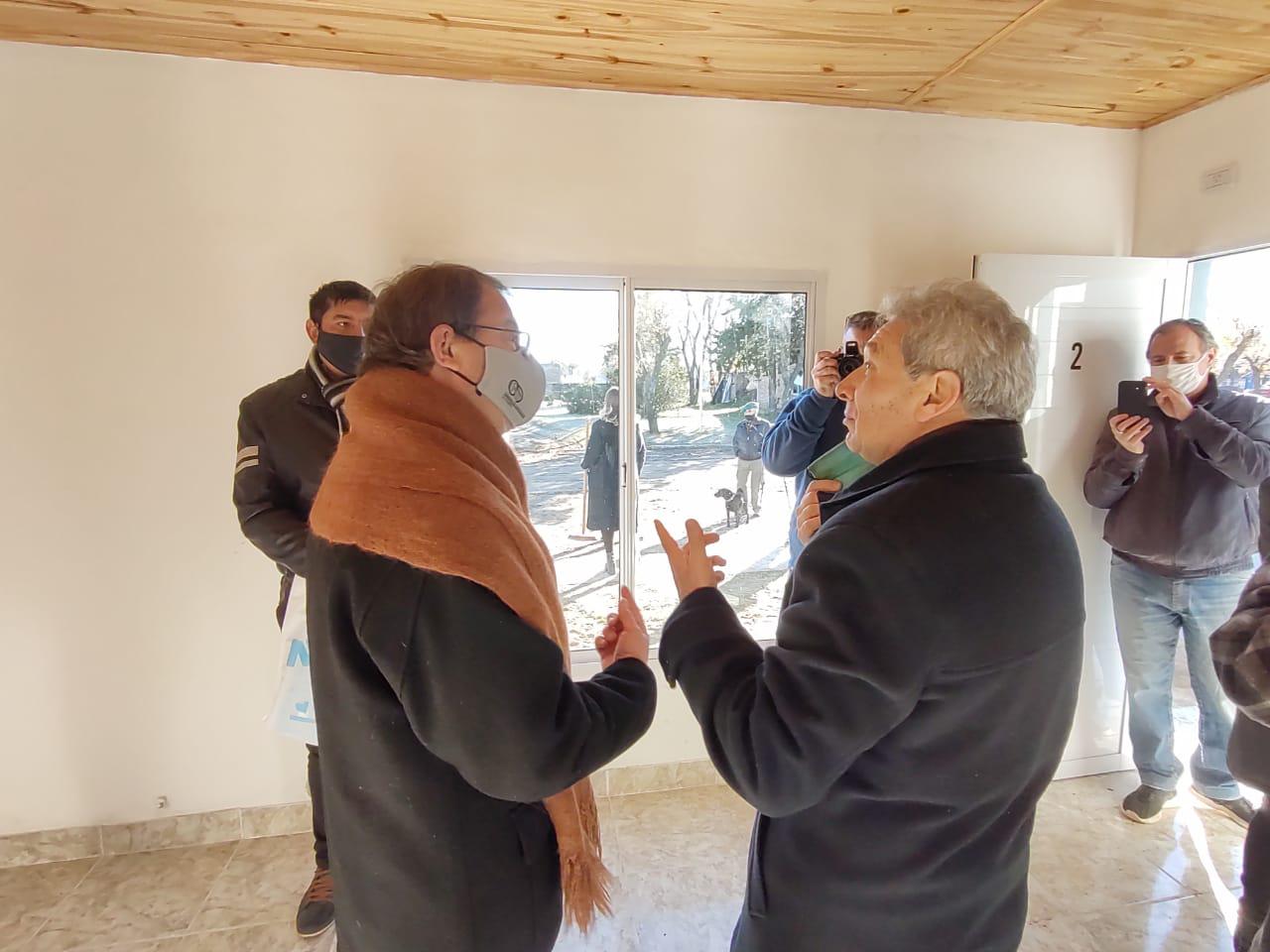 4dbe3e12-2330-44d9-b5d6-48a9c73d14f3