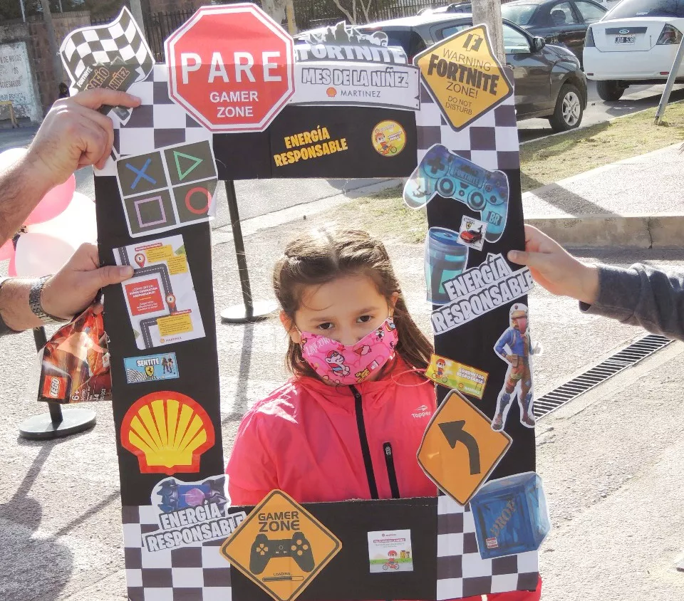 30ca5163-5570-460a-a18a-398d821f66dc