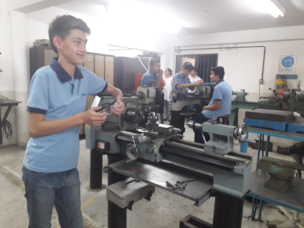 dc5c2d85-3c5e-411b-9b3f-5d8faf095a3a