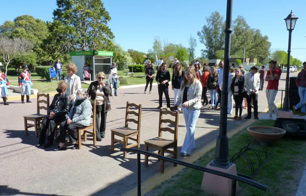 P1100893 (FILEminimizer)